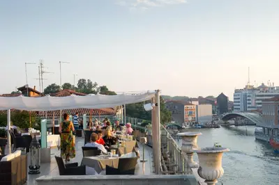 Vista sul fiume nelle vicinanze dell'hotel