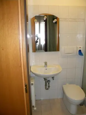 Bagno di Hotel Adua