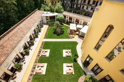 Giardino di Hotel Indigo Venice - Sant'Elena by IHG