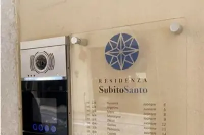 Certificato, attestato, insegna o altro documento esposto da Residenza SubitoSanto - Appartamento con balconcino 