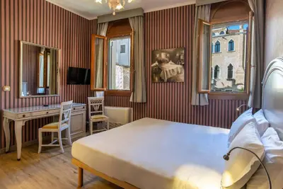 TV o dispositivi per l'intrattenimento presso Hotel La Fenice et Des Artistes