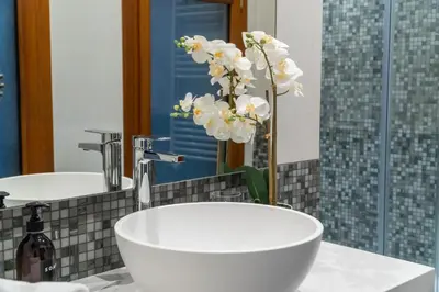 Bagno di Design Apartment with Balcony on the Grand Canal R&R