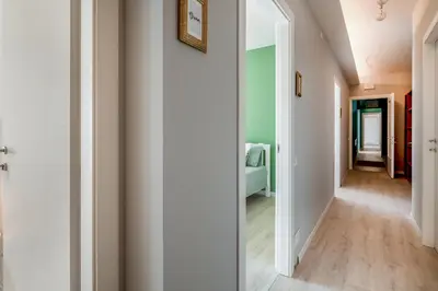 Planimetria di GuestHost - Family & Friends Rooms with shared bathroom