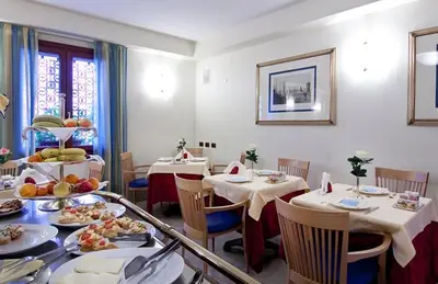 Cibo presso l'hotel o nelle vicinanze