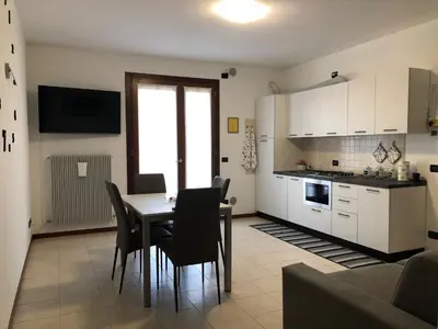 Cucina o angolo cottura di HOME NUOVA OSTIGLIA