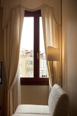 Letto o letti in una camera di Hotel Ca' D'Oro - WENICE Deep Culture