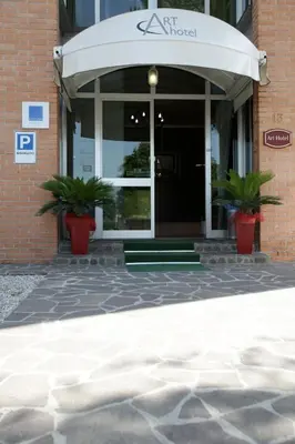 Facciata o entrata di Art Hotel