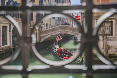 Ospiti di Corte Rubbi 1 A True Canal-side Experience