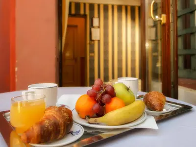 Cibo presso l'hotel o nelle vicinanze