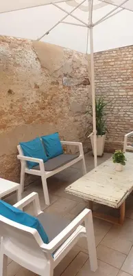 Area soggiorno di Venice Apartment with Private Courtyard