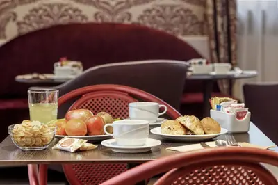 Cibo presso l'hotel o nelle vicinanze
