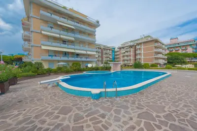 Piscina di Residence Solmare Immobiliare Pacella o nelle vicinanze
