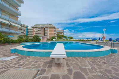Piscina di Residence Solmare Immobiliare Pacella o nelle vicinanze