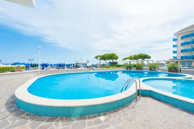 Piscina di Residence Solmare Immobiliare Pacella o nelle vicinanze