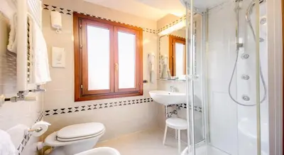 Bagno di Antica Casa Carettoni