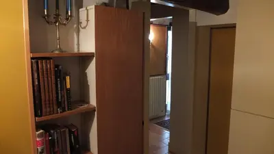 Biblioteca nell'appartamento