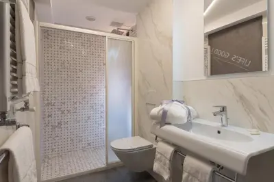 Bagno di UNAHOTELS Ala Venezia-Adults 16