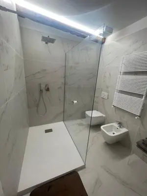 Bagno di Albergo Marin