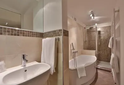 Bagno di Hotel Canon d'Oro
