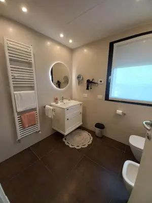 Bagno di TERRAZZA SAN VETTORE camere con colazione, Relax in collina con vista sui vigneti DOCG ASOLO