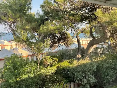 Giardino di Aquamar Suite on the beach by Venicescape