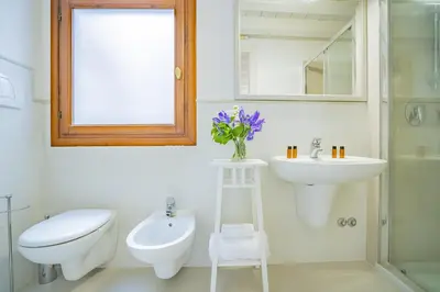 Bagno di Ca' Dei Musicanti 2 Few Steps from Rialto Bridge!