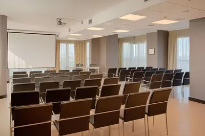Zona business o sala conferenze di Savhotel Mantegna Padova