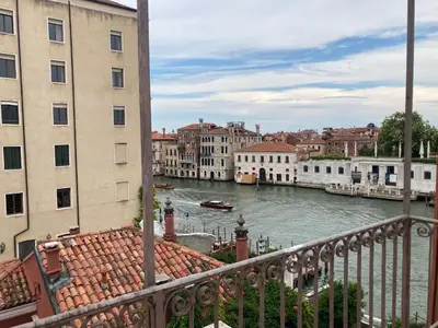 Vista sul fiume nelle vicinanze dell'hotel
