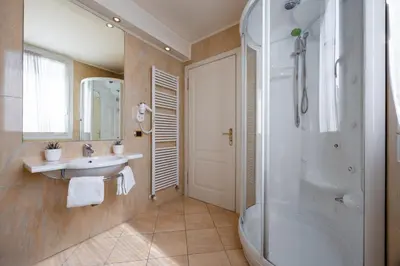Bagno di iH Hotels Padova Admiral