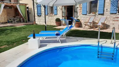 Piscina di La Fassina o nelle vicinanze