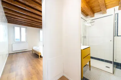 Bagno di Palazzina Schiavoni by Sarlux