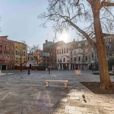 Ca' Leoncino - Venice canal front apartment