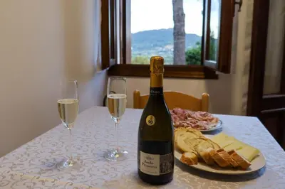 Bevande di Tenuta da Mosè con vista sui colli asolani