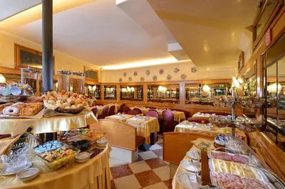 Cibo presso l'hotel o nelle vicinanze