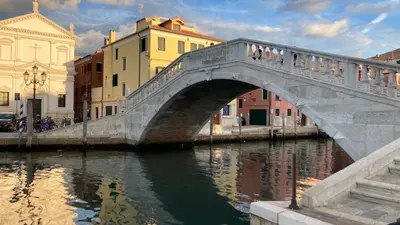 Vista sul fiume nelle vicinanze dell'appartamento