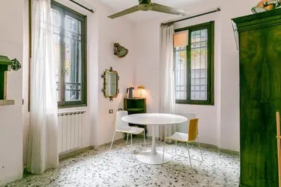 Planimetria di Venetian pink apartment in Dorsoduro