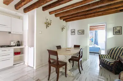 Cucina o angolo cottura di Appartamento S. Maurizio - Venezia