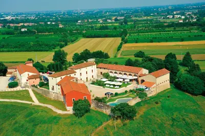 Edificio in cui si trova the country house