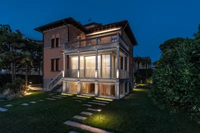 Giardino di Ca' delle Contesse - Villa on lagoon with private dock and spectacular view