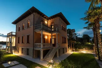 Edificio in cui si trova la villa