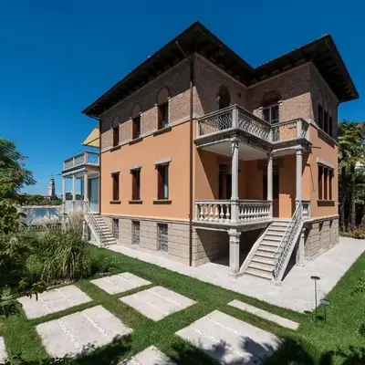 Ca' delle Contesse - Villa on lagoon with private dock and spectacular view