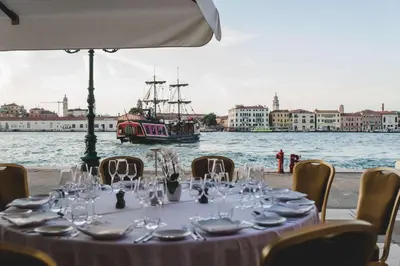 Vista sul fiume nelle vicinanze dell'hotel