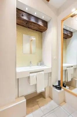 Bagno di Dream's door with canal view in Venice