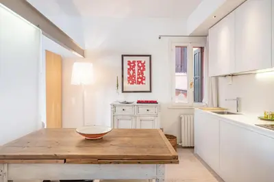 Cucina o angolo cottura di GuestHost - Padova Centre Cosy Apartment