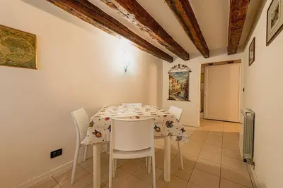 Planimetria di Casa Leone- cozy and central accommodation in Venice