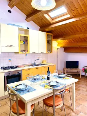 Cucina o angolo cottura di SUITE - Alessandra Holiday House