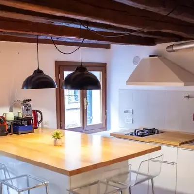 Erbe Canal View Private House