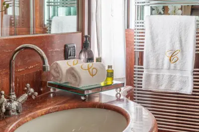 Bagno di Garden Mansion with Private Mooring R&R