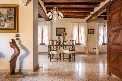 Planimetria di Garden Mansion with Private Mooring R&R