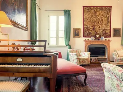 Area soggiorno di Villa in Venice with Private Pool & Park